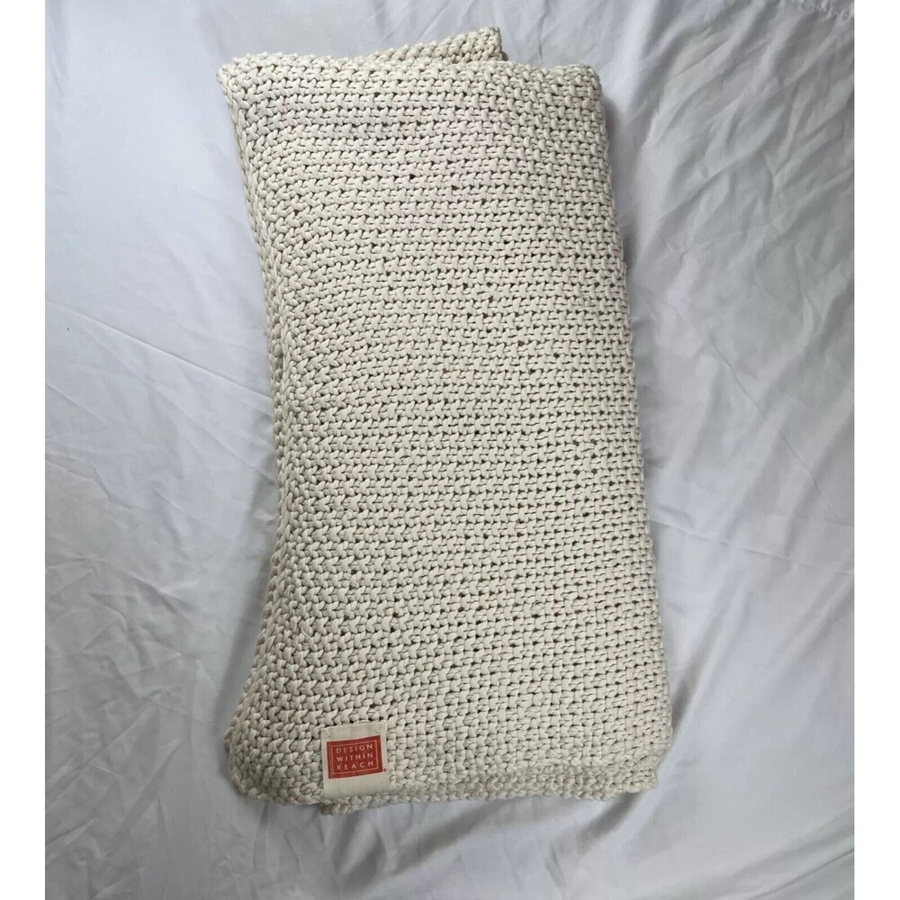 DWR Design Within Reach‎ Throw Knit Blanket